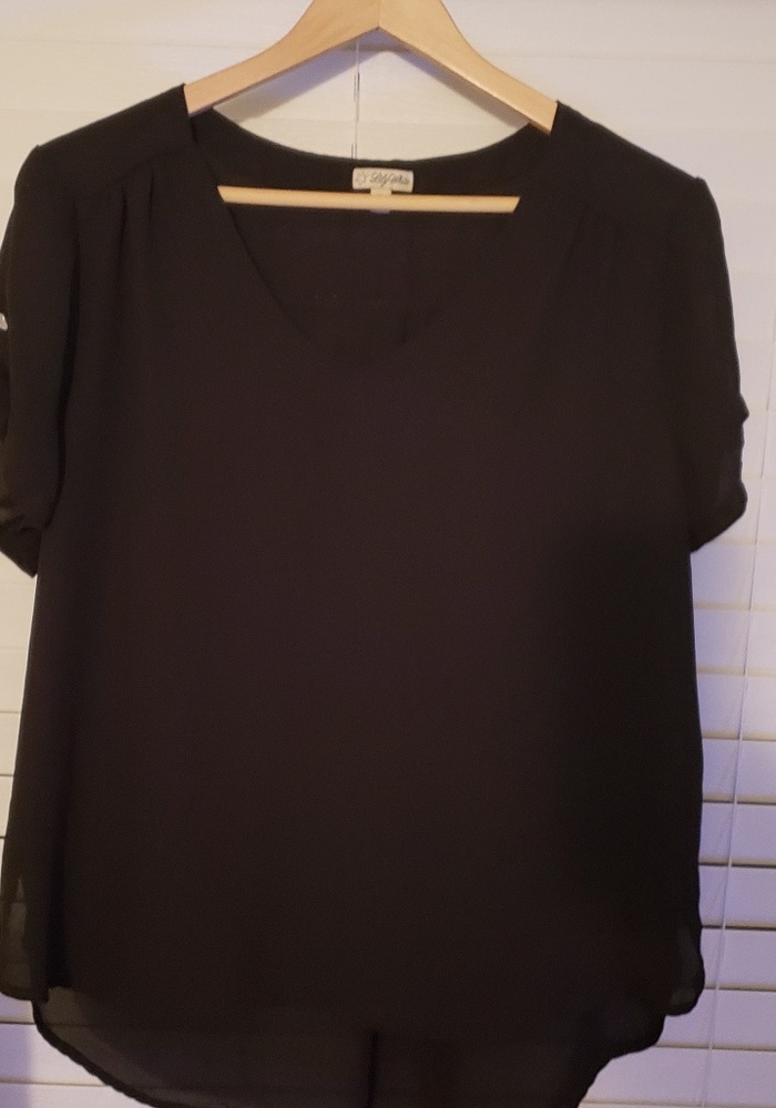 Lillywhite V-neck blouse